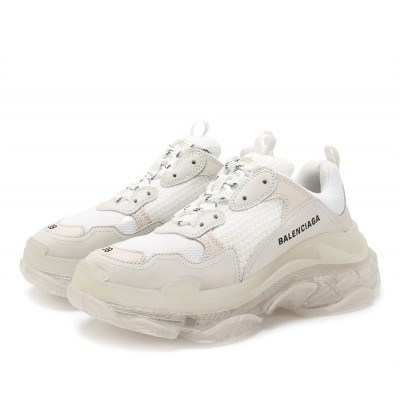 Кроссовки Balenciaga Triple S Clear Sole White Кроссовки Balenciaga Triple S Clear Sole White