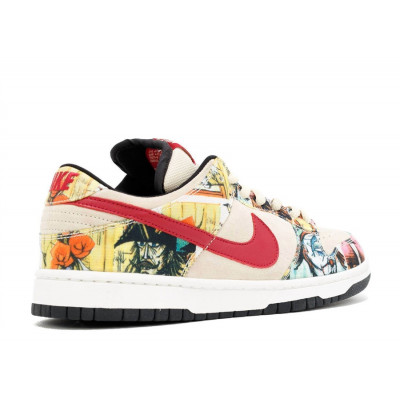 Кроссовки Nike SB Dunk Low "Paris" Кроссовки Nike SB Dunk Low "Paris"