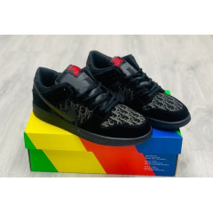 Кроссовки Nike Dunk SB Low X Dior "Triple Black"