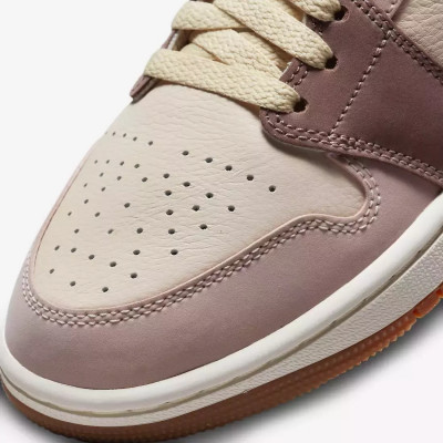 Кроссовки Nike Air Jordan 1 Mid SE "Dark Pony Smoky Mauve" Кроссовки Nike Air Jordan 1 Mid SE "Dark Pony Smoky Mauve"