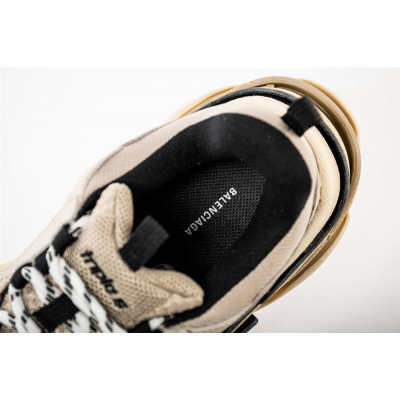 Кроссовки Balenciaga Triple S Vanilla Кроссовки Balenciaga Triple S Vanilla