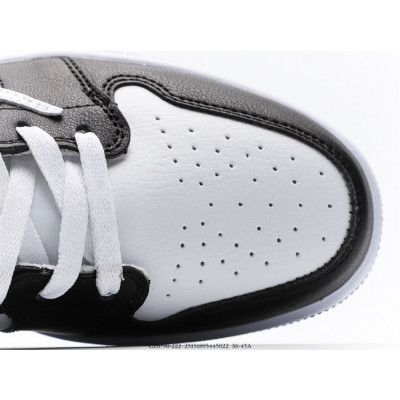 Кроссовки Nike x Travis Scott Air Jordan 1 Low Black/White Кроссовки Nike x Travis Scott Air Jordan 1 Low Black/White