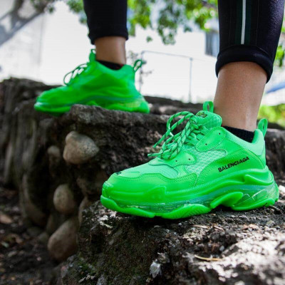 Кроссовки Balenciaga Triple S Clear Sole Green Кроссовки Balenciaga Triple S Clear Sole Green