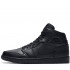 Кроссовки Nike Air Jordan 1 Retro All Black с мехом Кроссовки Nike Air Jordan 1 Retro All Black с мехом