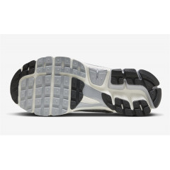 Кроссовки Nike Zoom Vomero 5 Grey