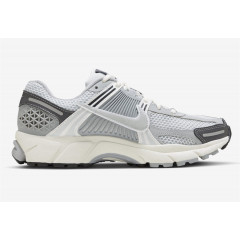 Кроссовки Nike Zoom Vomero 5 Grey
