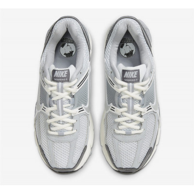 Кроссовки Nike Zoom Vomero 5 Grey Кроссовки Nike Zoom Vomero 5 Grey