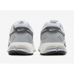 Кроссовки Nike Zoom Vomero 5 Grey