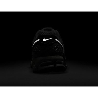 Кроссовки Nike Zoom Vomero 5 Grey Кроссовки Nike Zoom Vomero 5 Grey