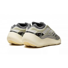 Кроссовки Adidas Yeezy 700 V3 Fade Salt