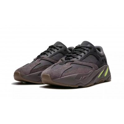 Кроссовки Adidas Yeezy Boost 700 Mauve Кроссовки Adidas Yeezy Boost 700 Mauve