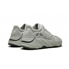 Кроссовки Adidas Yeezy Boost 700 Salt