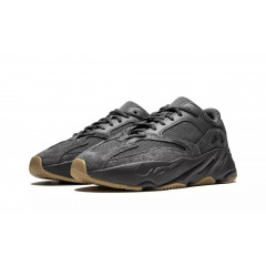 Кроссовки Adidas Yeezy Boost 700 Utility Black