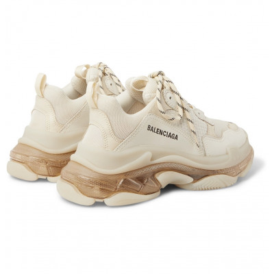 Кроссовки Balenciaga Triple S Sole Beige Кроссовки Balenciaga Triple S Sole Beige