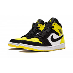 Кроссовки Nike Air Jordan 1 Mid SE "Yellow Toe"