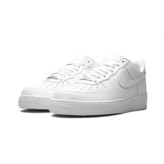 Кроссовки Nike Air Force 1 Low All White с мехом