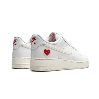 Кроссовки Nike Air Force 1 Low "Valentines Day 2021" Кроссовки Nike Air Force 1 Low "Valentines Day 2021"