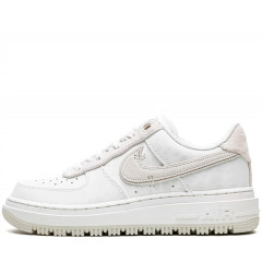 Кроссовки Nike Air Force 1 Luxe "Summit White"
