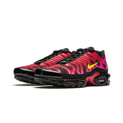 Кроссовки Supreme x Nike Air Max Plus Black/Red