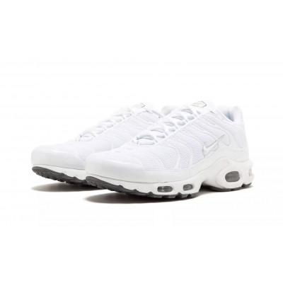 Кроссовки Nike Air Max Plus Triple White Кроссовки Nike Air Max Plus Triple White