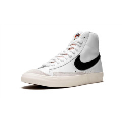 Кроссовки Nike Blazer 77 Mid Vintage с мехом