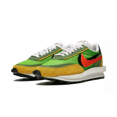 Кроссовки Nike x Sacai LDWaffle Green Gusto