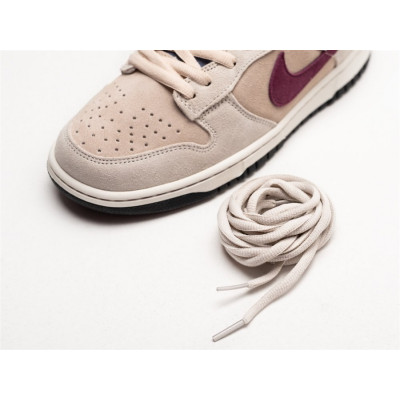 Кроссовки Nike SB Dunk Low Grey/Burgundy Кроссовки Nike SB Dunk Low Grey/Burgundy