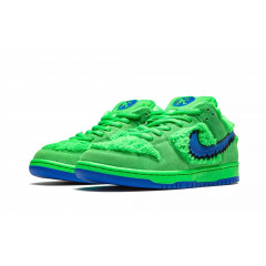 Кроссовки Nike SB Dunk Low "Grateful Dead - Green Bear"