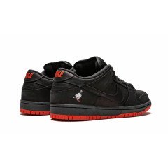 Кроссовки Nike SB Dunk Low Pro "Black Pigeon"