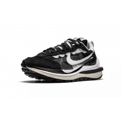 Кроссовки Nike x Sacai Vaporwaffle Black White