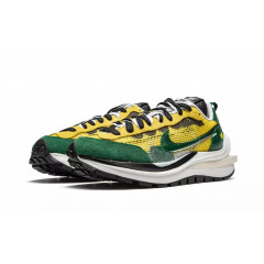 Кроссовки Nike x Sacai Vaporwaffle Tour Yellow