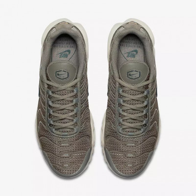 Кроссовки Nike Air Max Plus Olive Кроссовки Nike Air Max Plus Olive