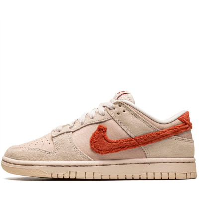 Кроссовки Nike SB Dunk Low "Terry Swoosh" Кроссовки Nike SB Dunk Low "Terry Swoosh"