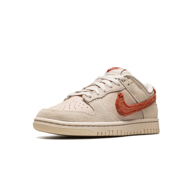 Кроссовки Nike SB Dunk Low "Terry Swoosh" Кроссовки Nike SB Dunk Low "Terry Swoosh"