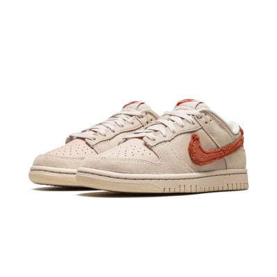 Кроссовки Nike SB Dunk Low "Terry Swoosh" Кроссовки Nike SB Dunk Low "Terry Swoosh"