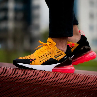 Кроссовки Nike Air Max 270 Gold/Black Кроссовки Nike Air Max 270 Gold/Black